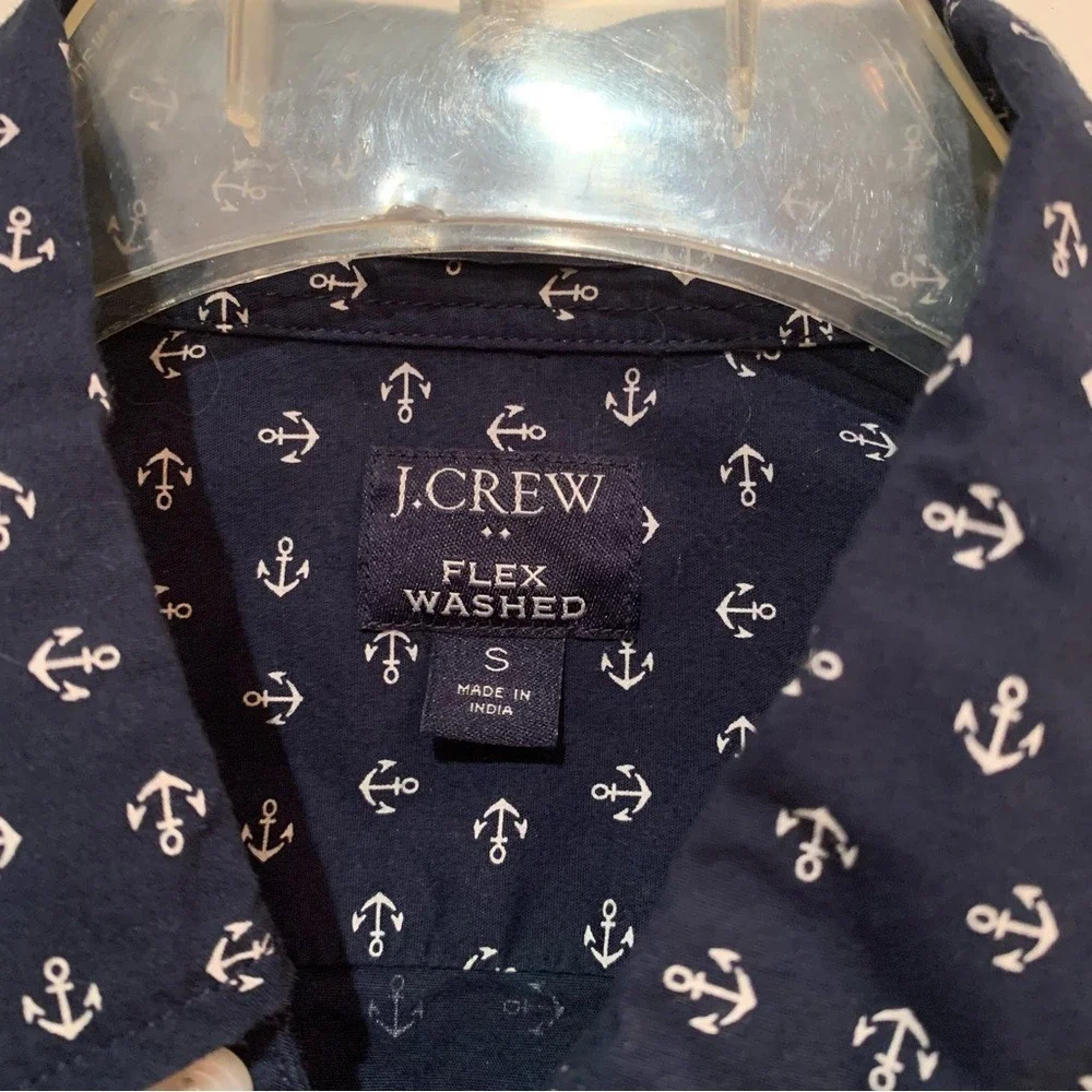 J. CREW. Blue short‎ sleeve shirt w/ anchor print all over. Size S. Flex …